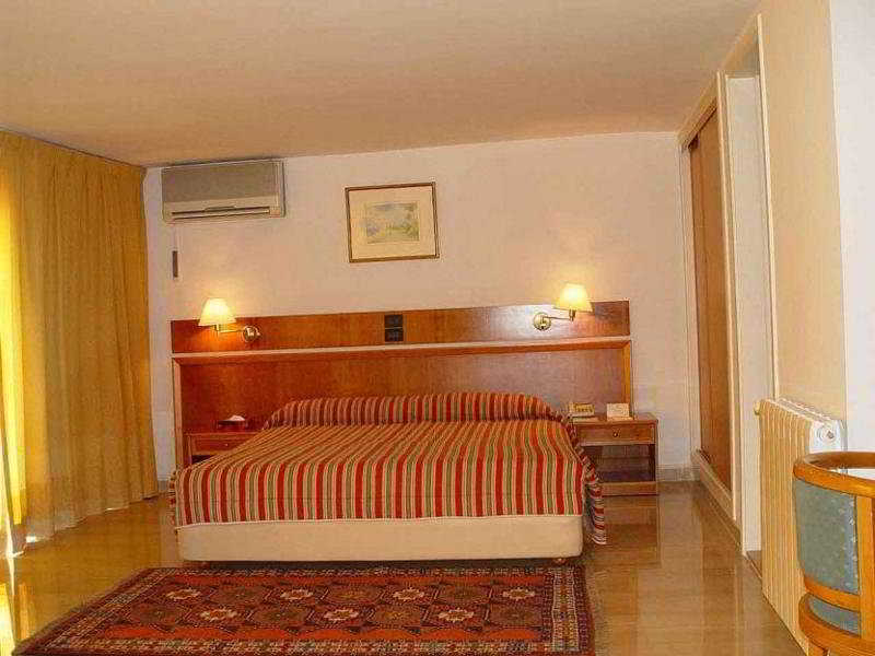 Hotel Charles