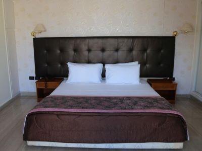 Charles Hotel 3*