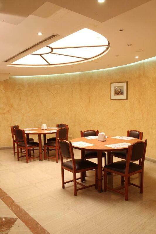 Charles Hotel 3*