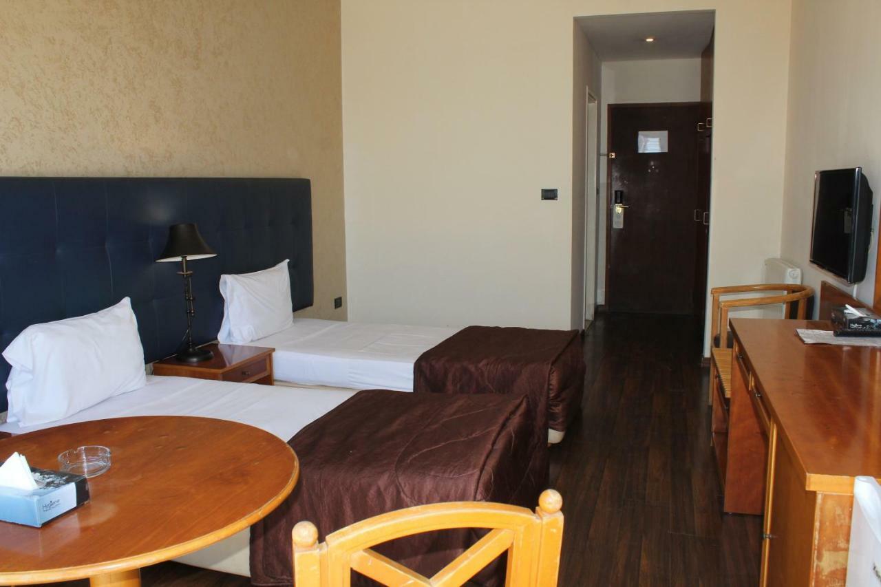 Hotel Charles