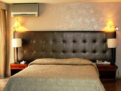 Hotel Charles 3*